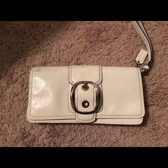 Coach Handbags - Coach clutch wallet
